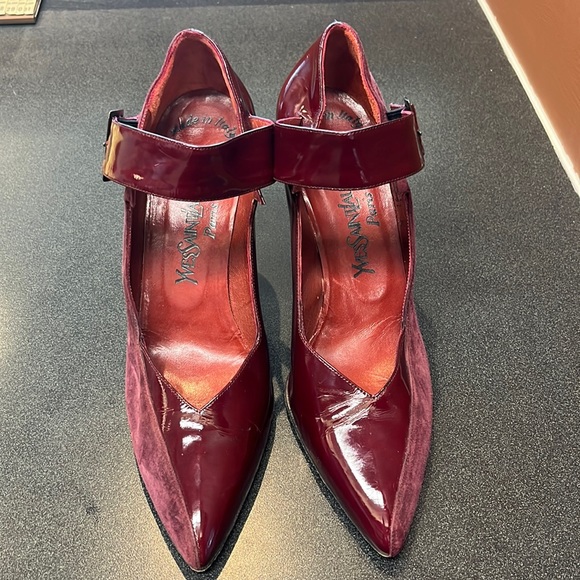 Yves Saint Laurent Shoes - Vintage Yves Saint Laurent patent and suede red shoes in size 9. Made in Italy.
